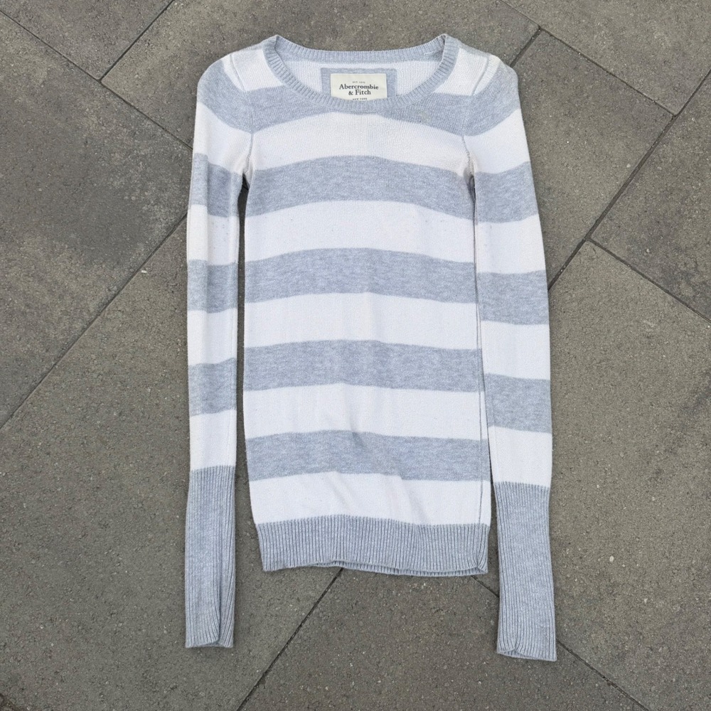 Abercrombie & Fitch Womens Grey White Striped Long Sleeve Scoop Neck Sweater M